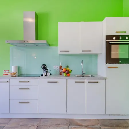 Apartman Sunny Hill-6 By Interhome *