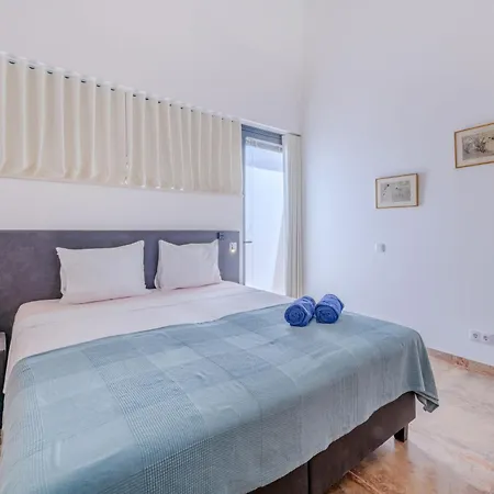 Sunny Hill-6 By Interhome